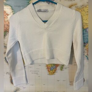 Like New Zara White Sweater Size S